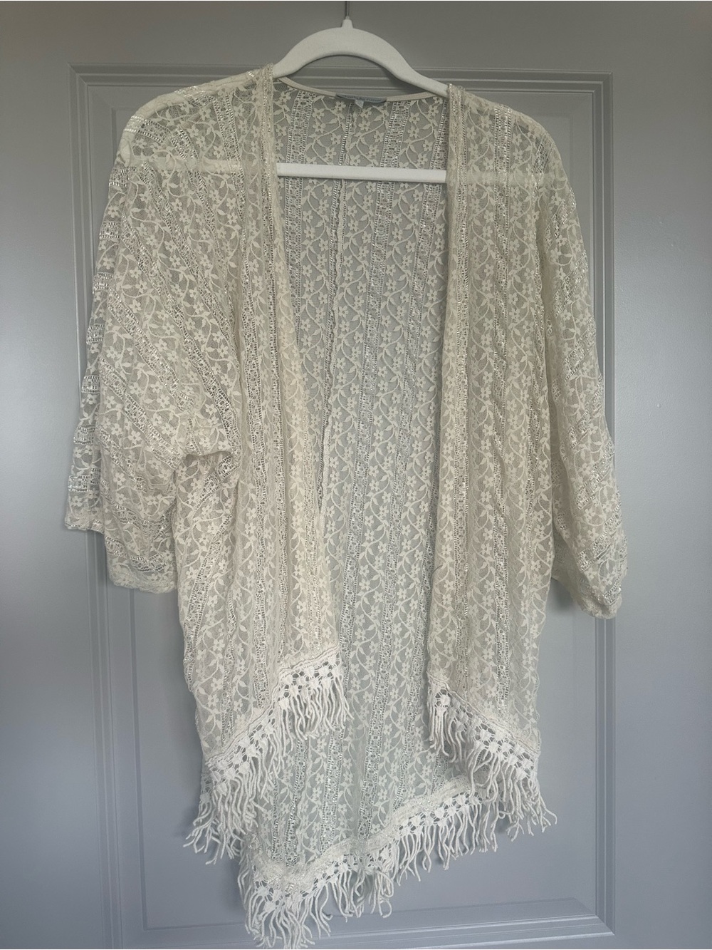 Charlotte Russe Cream Lace Fringe Open-Front Cardigan